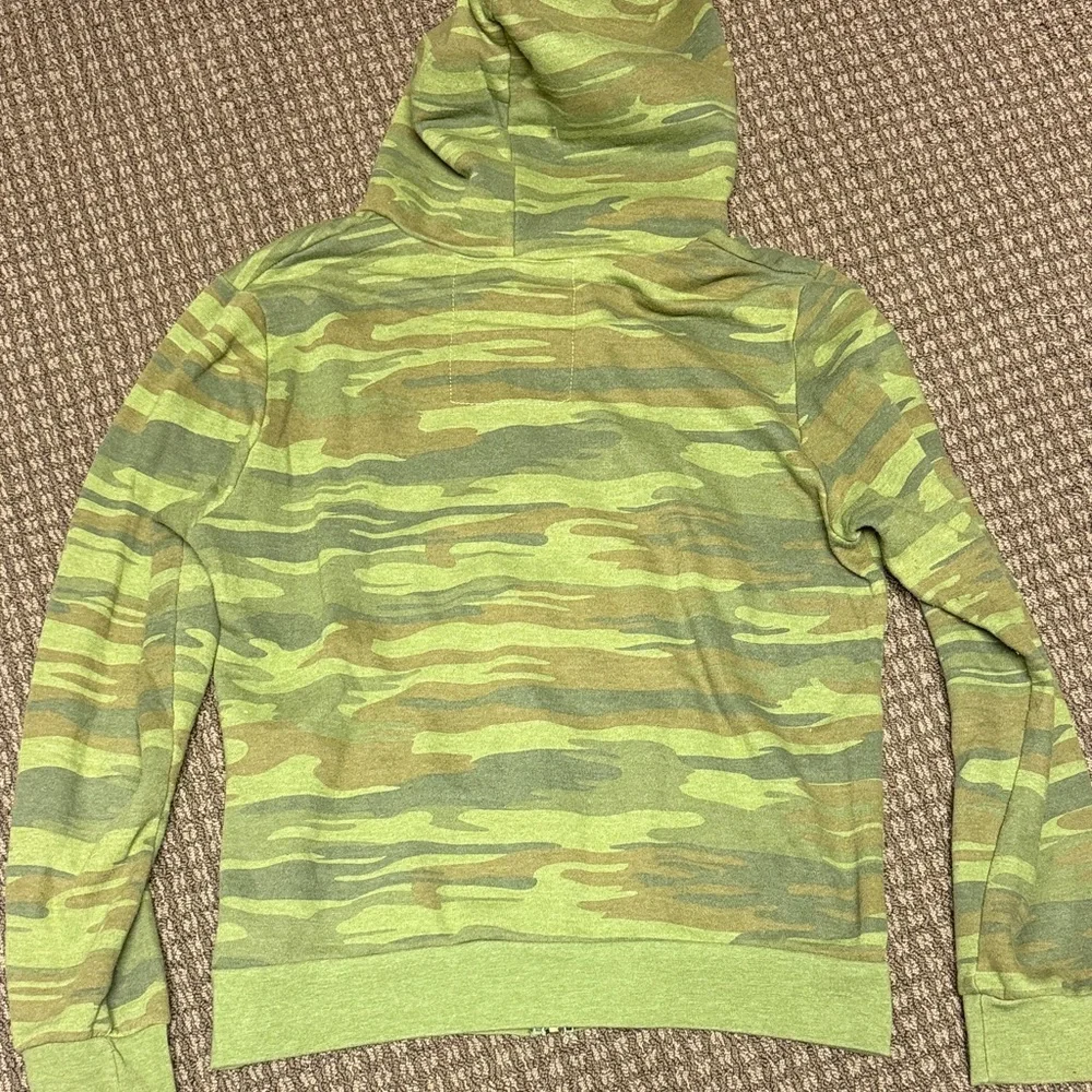 Aviator Nation Green Camo Jacket with Rainbow Stripe sz L - Picture 6 of 6